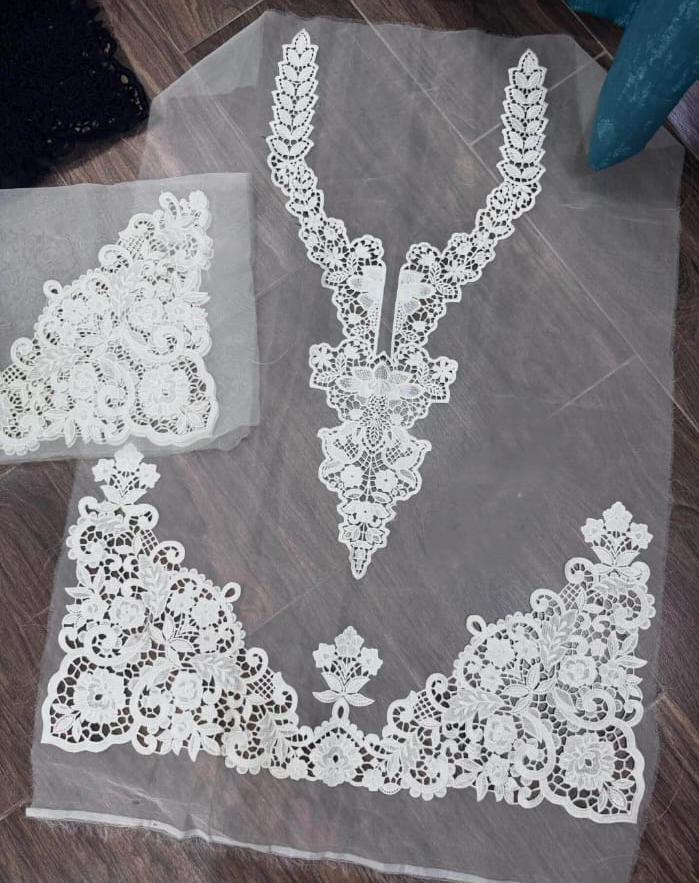 Trending Neckline With Borders and Bunches